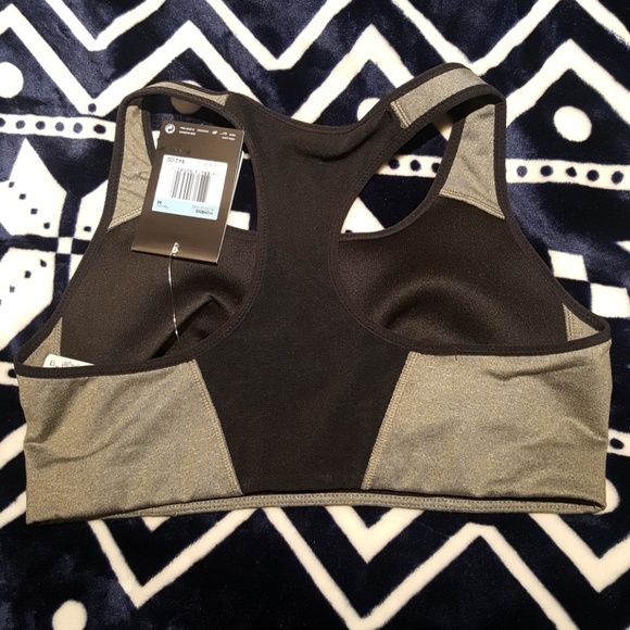 ⛔SOLD⛔ Nike Sports Bra - NWT - Picture 2 of 4